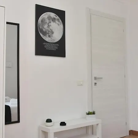 Apartment In Certosa Pigneto - Parcheggio Privato Incluso Rome